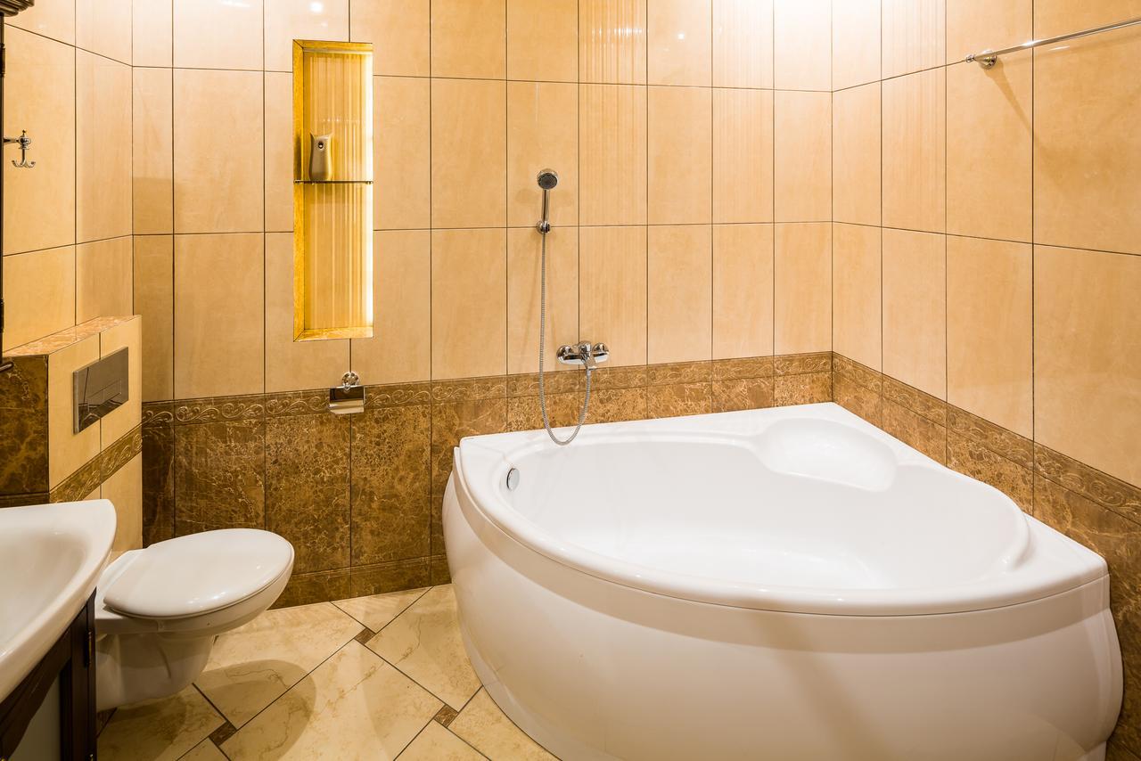 Beautiful Apartment D.Galytskogo Lwów Zewnętrze zdjęcie